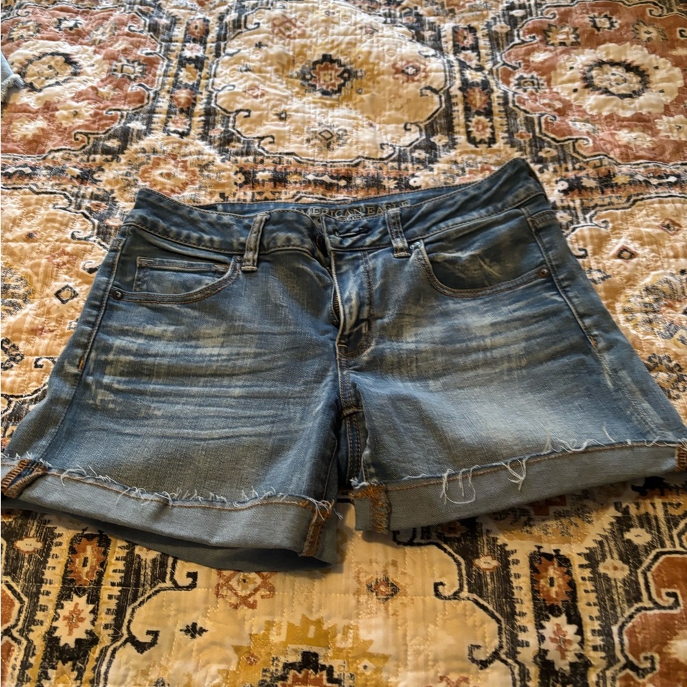 American Eagle Outfitters Medium-Dark Jean Shorts Distressed Cuffed
